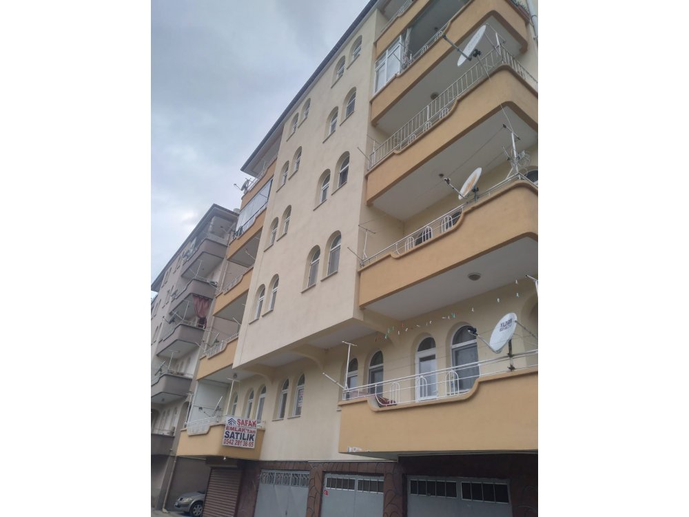 Şafak emlaktan istasyon mahallesinde 2+1satılık eşyalı daire