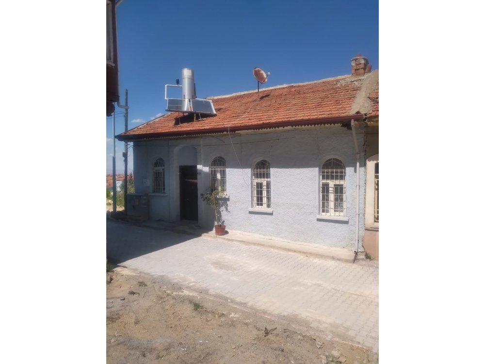 Şafak emlaktan satılık dağ manzaralı müstakil ev